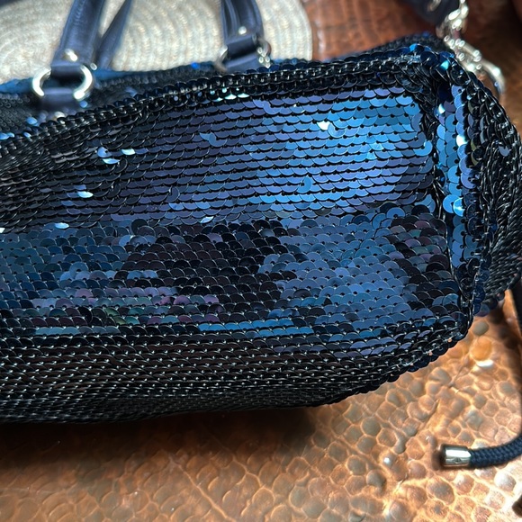Coach poppy navy blue sequins limited edition - Picture 2 of 11